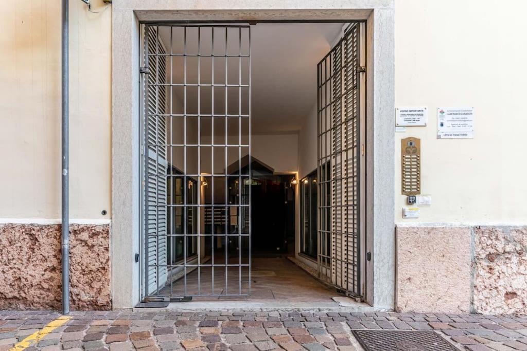 Apartment Heart Of Historic Center - Free Parking & Pet Friendly - Fast Wifi - Historical Palace Trient